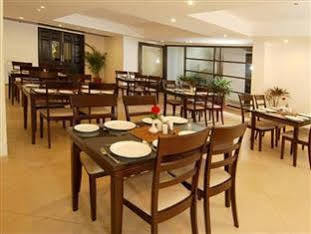 Hotel White Lotus Gurgaon Esterno foto
