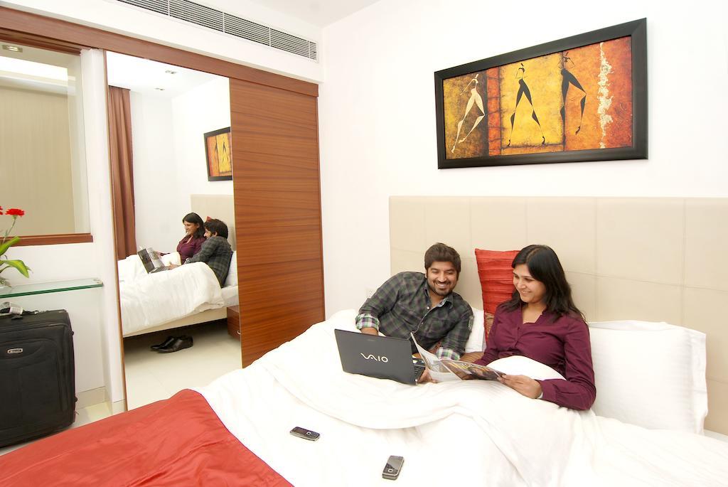 Hotel White Lotus Gurgaon Esterno foto
