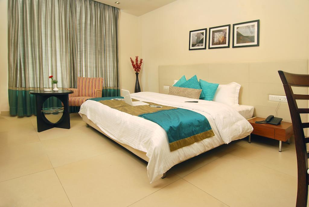 Hotel White Lotus Gurgaon Esterno foto