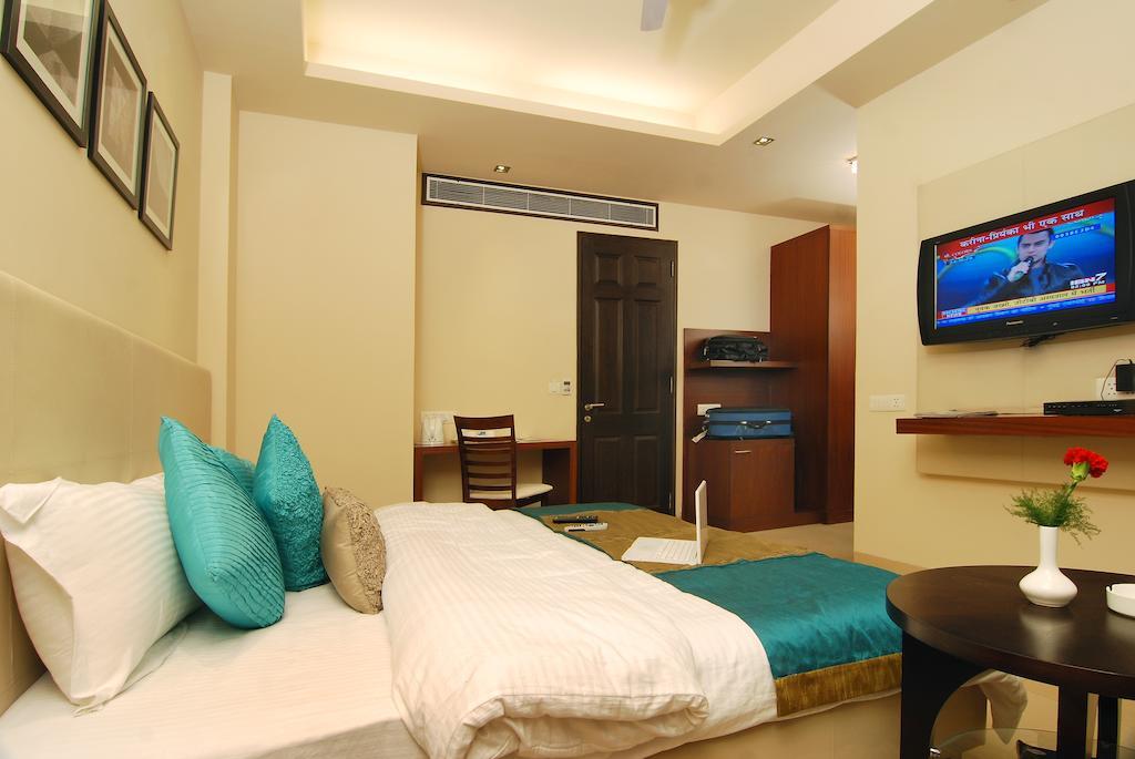 Hotel White Lotus Gurgaon Esterno foto